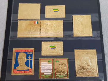 Collections - France, Lot, collection timbres neufs avec et sans charnière  en classeur, + un vrac en pochette, à voir 52 photos